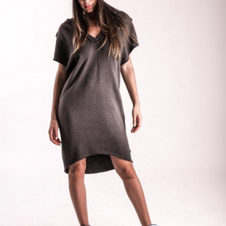An kei - „Fless Cranny Black“ suknelė